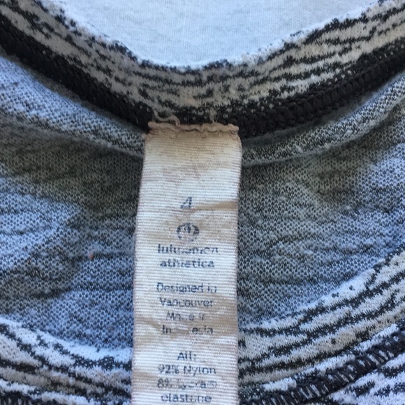 Lululemon Tank - Picture 2 of 6
